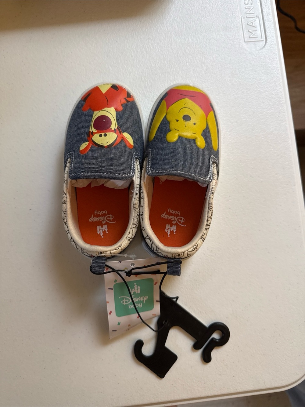 Disney Baby Winnie the Pooh & Tigger Canvas Slip-On Shoes Size 6 Blue Yellow